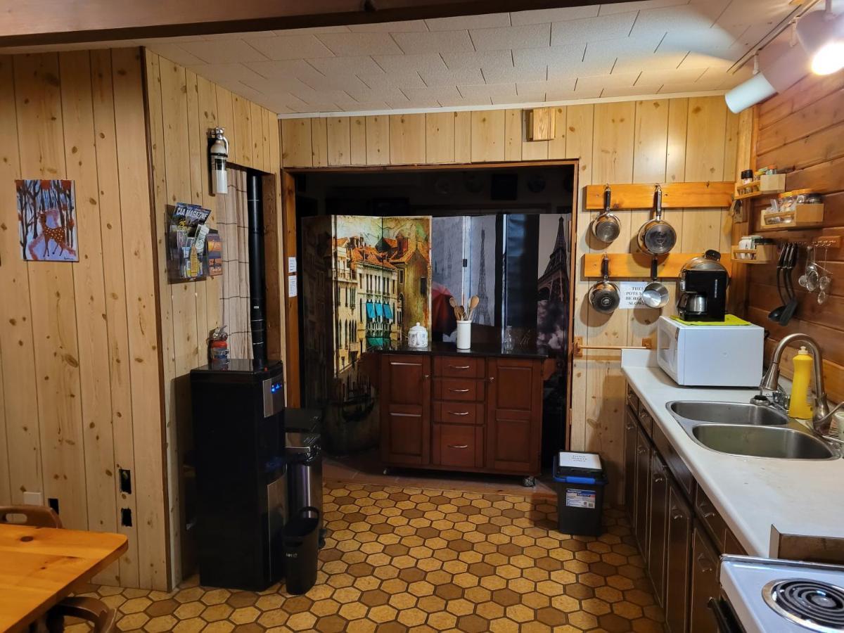 Bowering Lodge ブルー・マウンテンズ エクステリア 写真